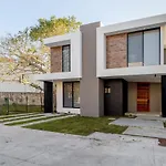 Casa La Gloria, Playa Del Carmen